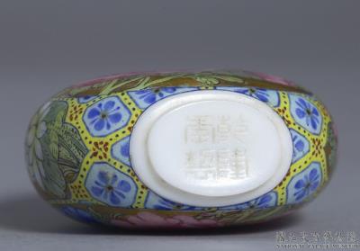 图片[3]-Glass-body painted enamel snuff bottle with flowers of the four seasons, Qing dynasty, Qianlong reign (1736-1795)-China Archive